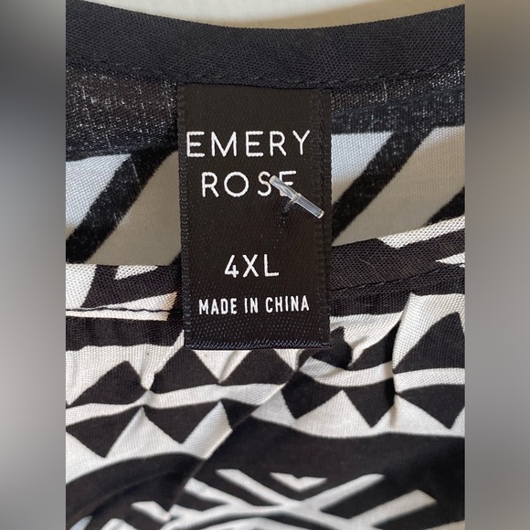 Aztec Print Tank Top - Picture 4 of 7